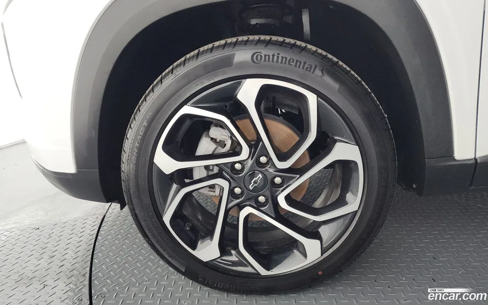 Chevrolet Trax Crossover 1.2 RS 2024 — миниатюра 5