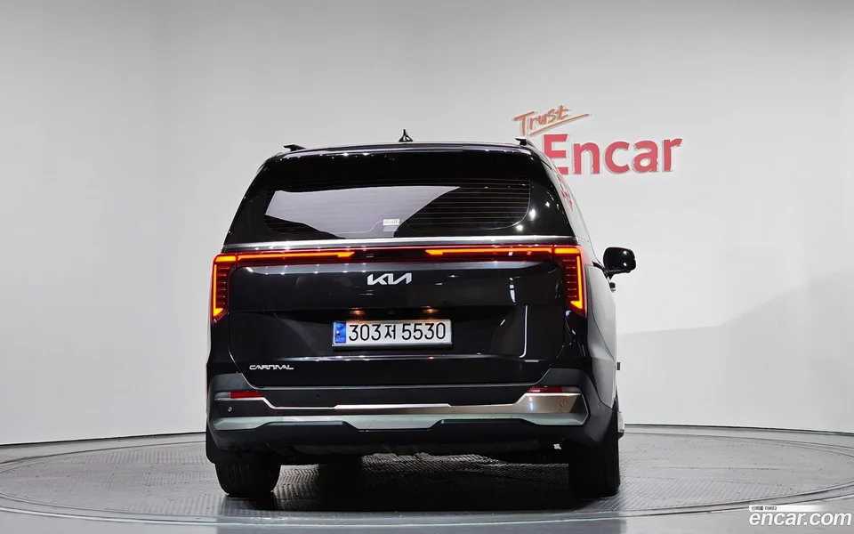 Kia Carnival 7 2023 — миниатюра 4