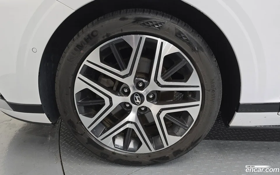 Hyundai Grandeur 2.5 2WD 2023 — миниатюра 5