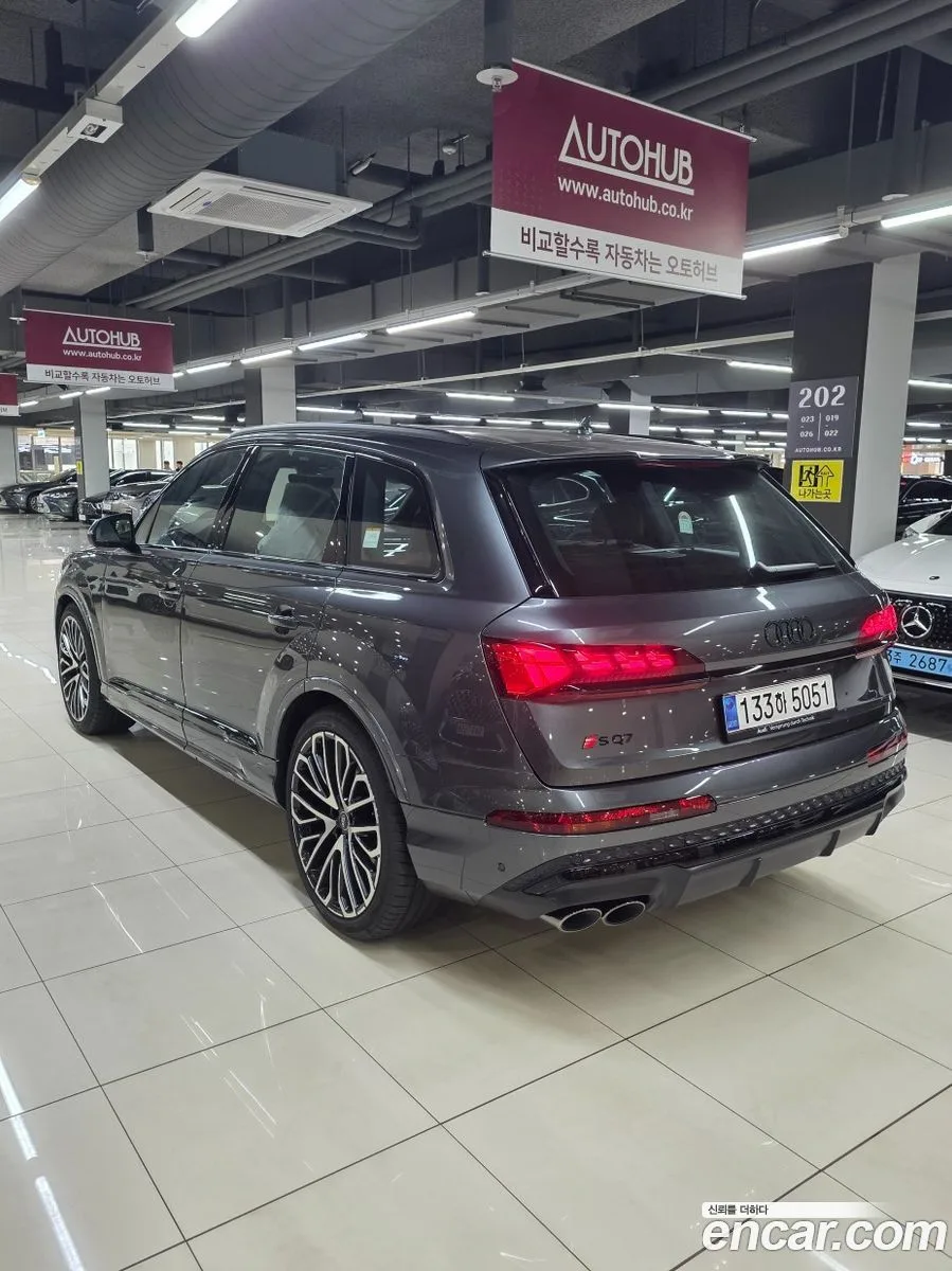 Audi SQ7 (4M) 4.0 TFSI 2026 — миниатюра 2