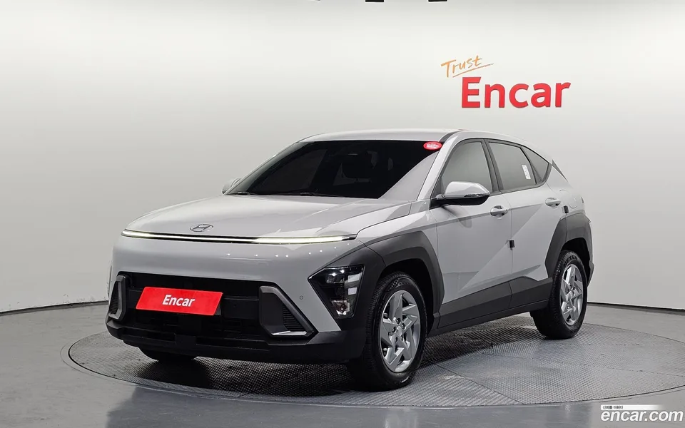Hyundai Kona 1.6 2WD 2023 — фото 1, купить с доставкой в Москву