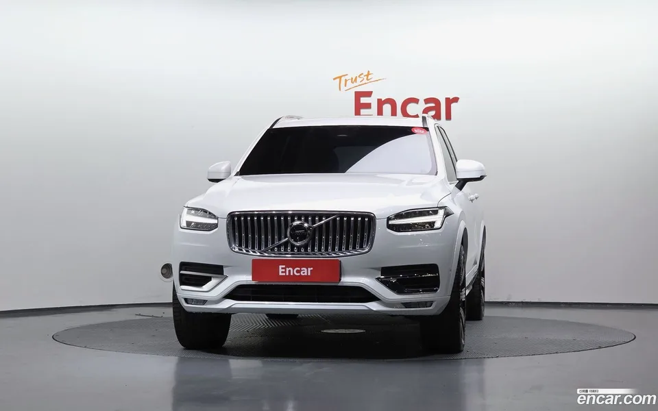 Volvo XC90 B6 2025 — миниатюра 3