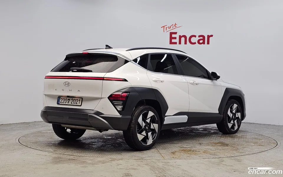 Hyundai Kona 1.6 2WD 2023 — миниатюра 2