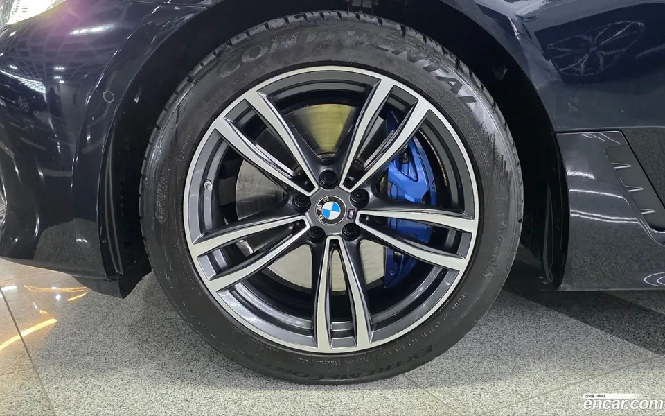 BMW 6 Series GT 620d M 2024 — миниатюра 5