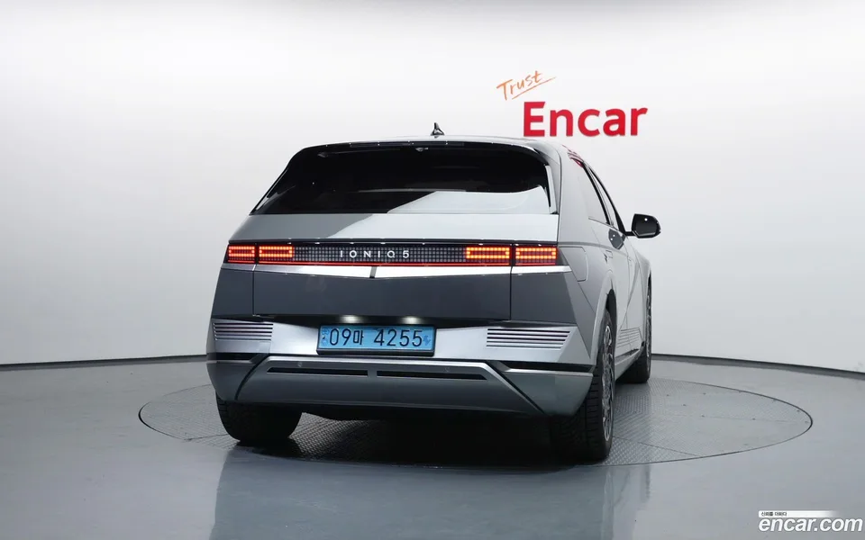 Hyundai Ioniq 5 2022 — миниатюра 4
