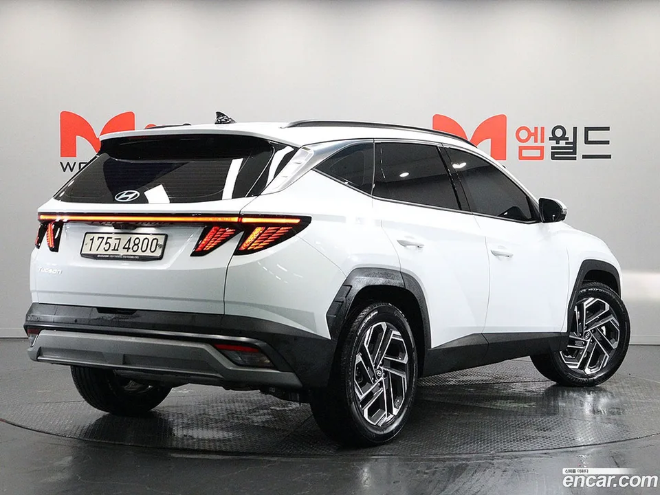 Hyundai Tucson Hybrid NX4 HEV 1.6 2WD 2024 — миниатюра 4