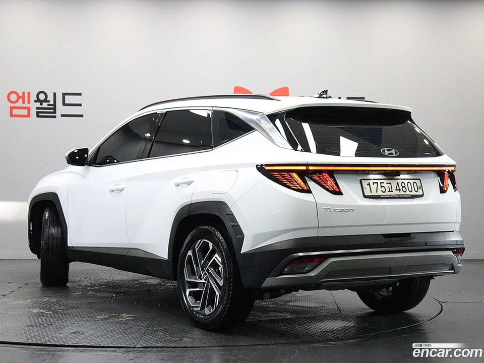 Hyundai Tucson Hybrid NX4 HEV 1.6 2WD 2024 — миниатюра 5
