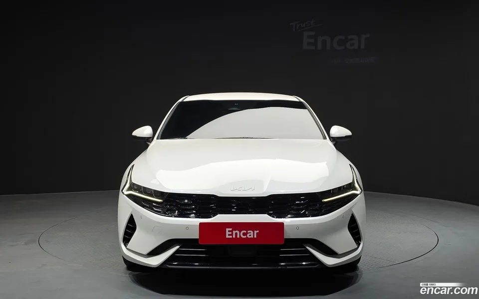 Kia K5 Hybrid 2022 — миниатюра 3