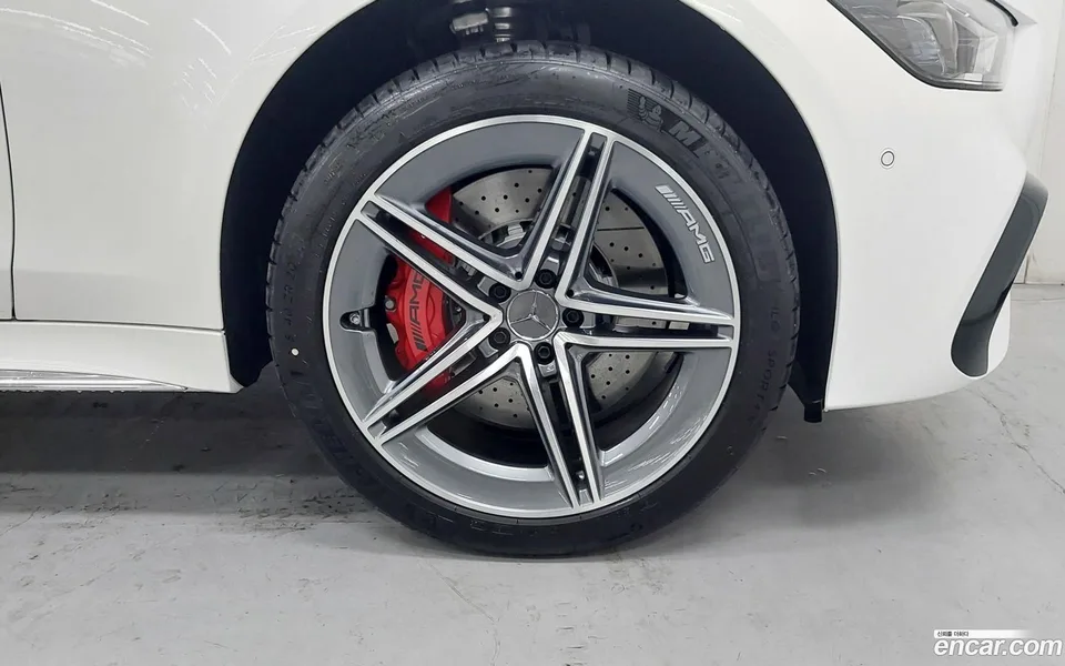 Mercedes-Benz AMG GT 4 43 4MATIC+ 2026 — миниатюра 5
