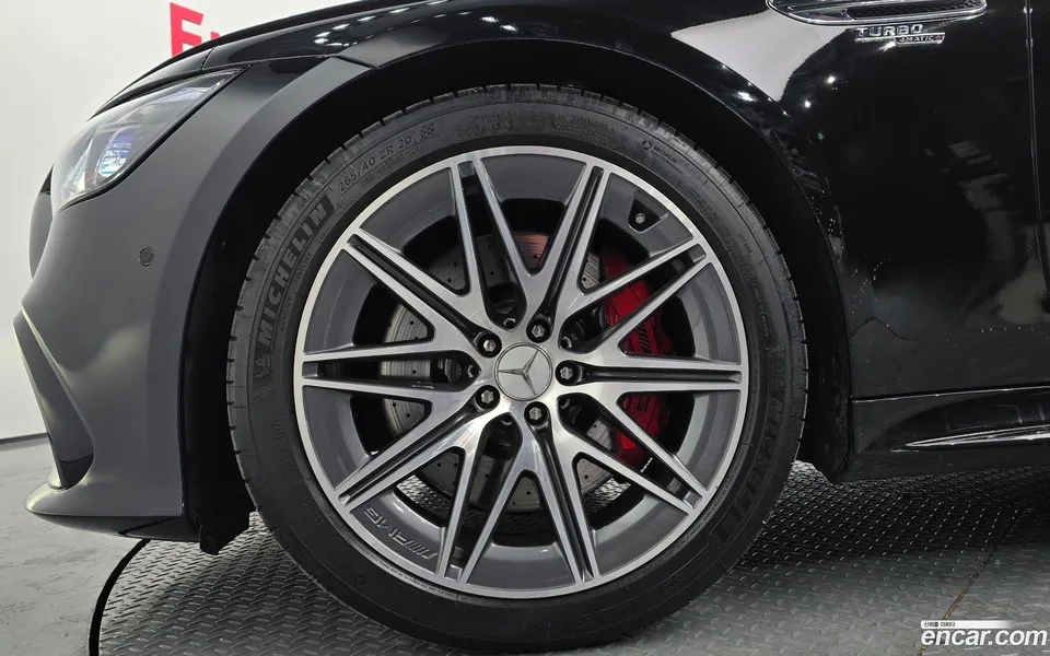 Mercedes-Benz AMG GT 4 43 4MATIC+ 2023 — миниатюра 5