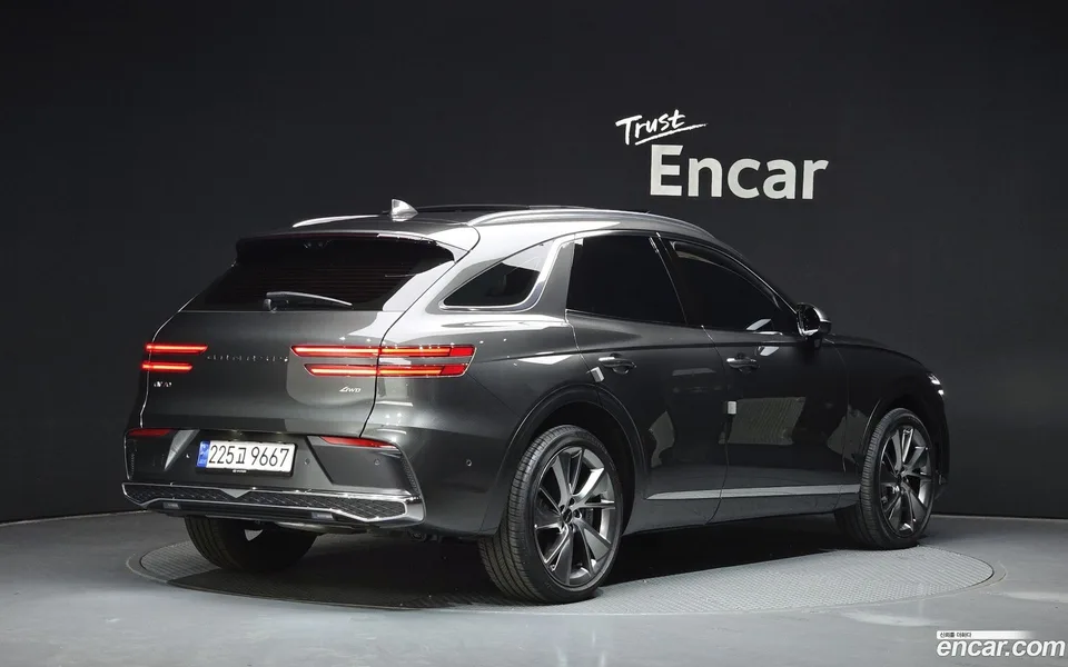 Genesis GV70 2.5T AWD 2024 — миниатюра 2
