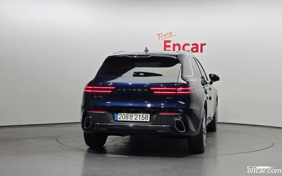 Genesis GV70 2.5T AWD 2022 — миниатюра 4