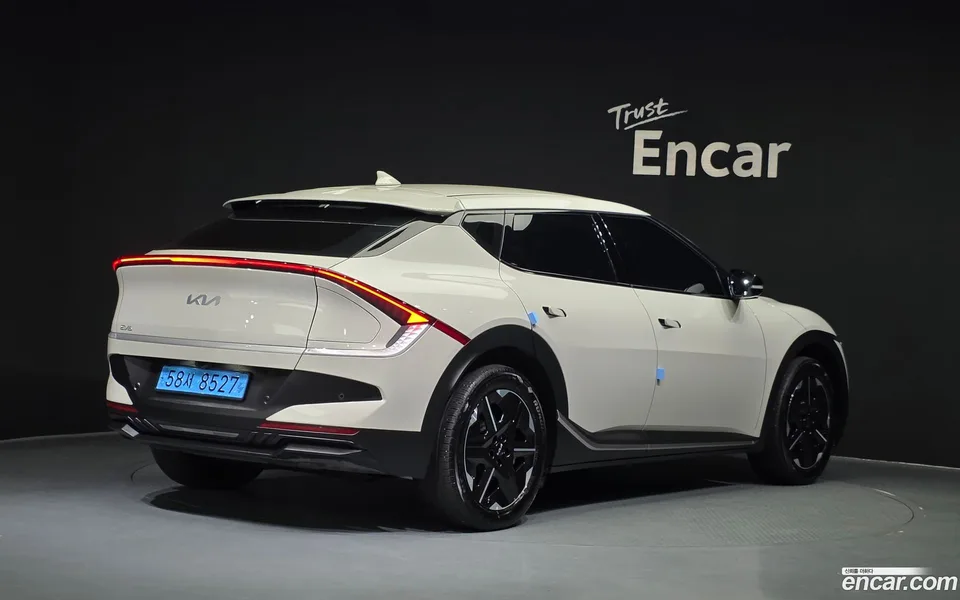 Kia EV6 2WD 2025 — миниатюра 2