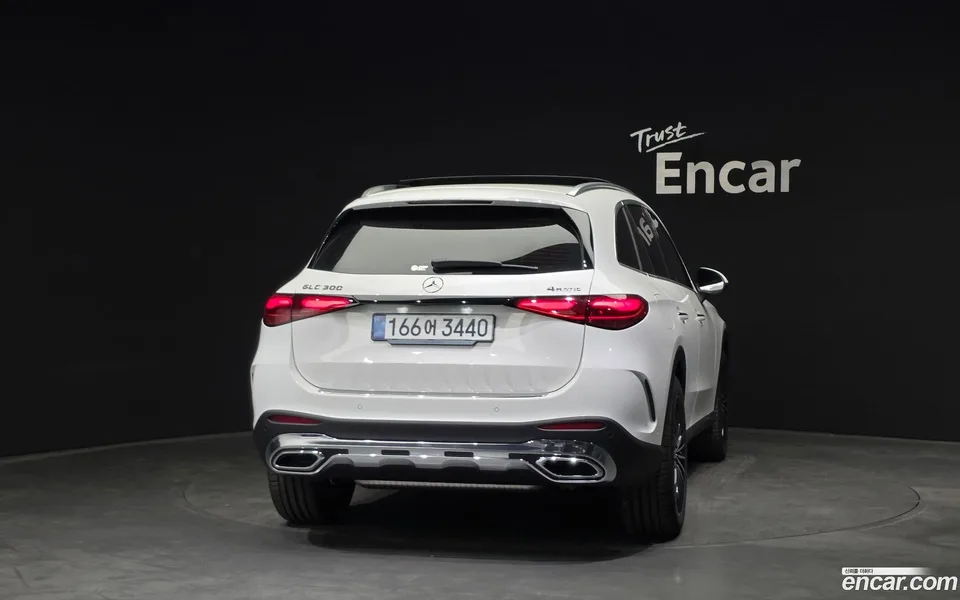 Mercedes-Benz GLC-Class GLC300 4MATIC 2026 — миниатюра 4