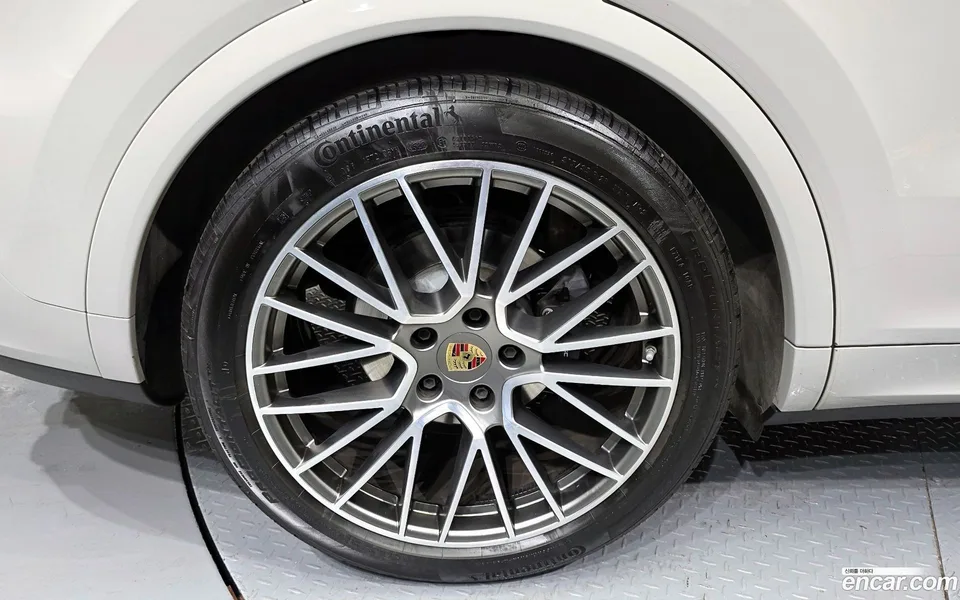 Porsche Cayenne 3.0 2023 — миниатюра 5