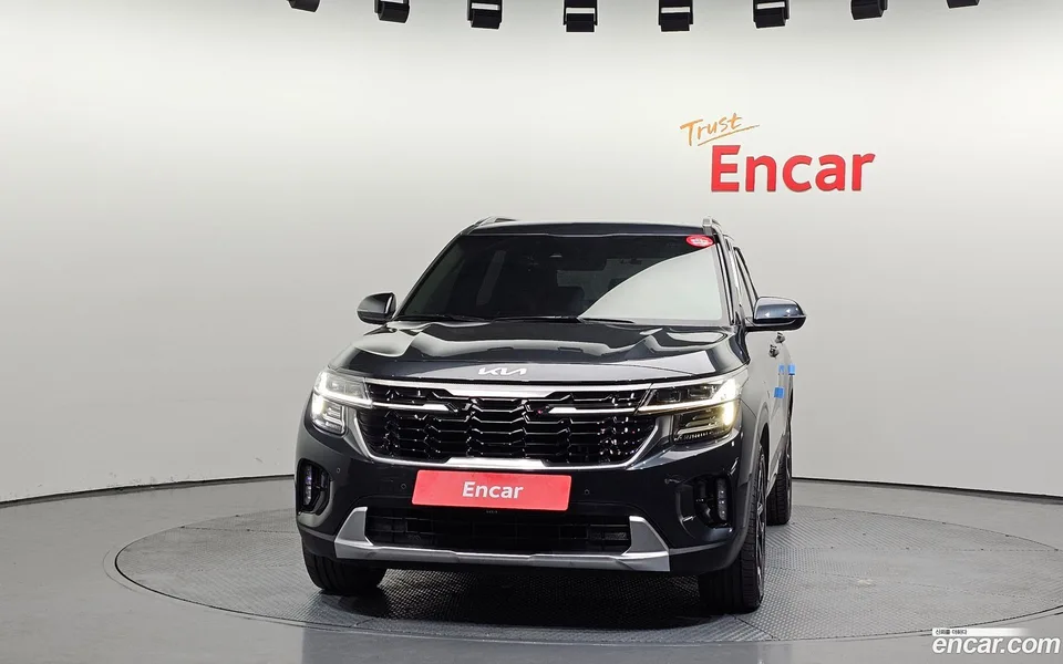 Kia Seltos 1.6 4WD 2023 — миниатюра 3