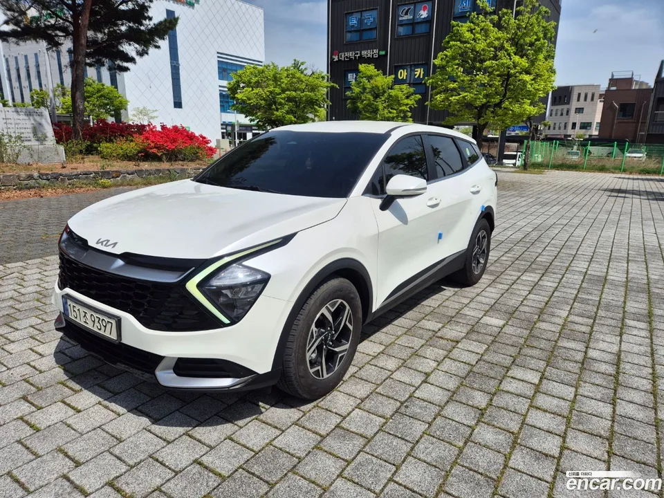 Kia Sportage 2.0 2WD 2023 — миниатюра 2