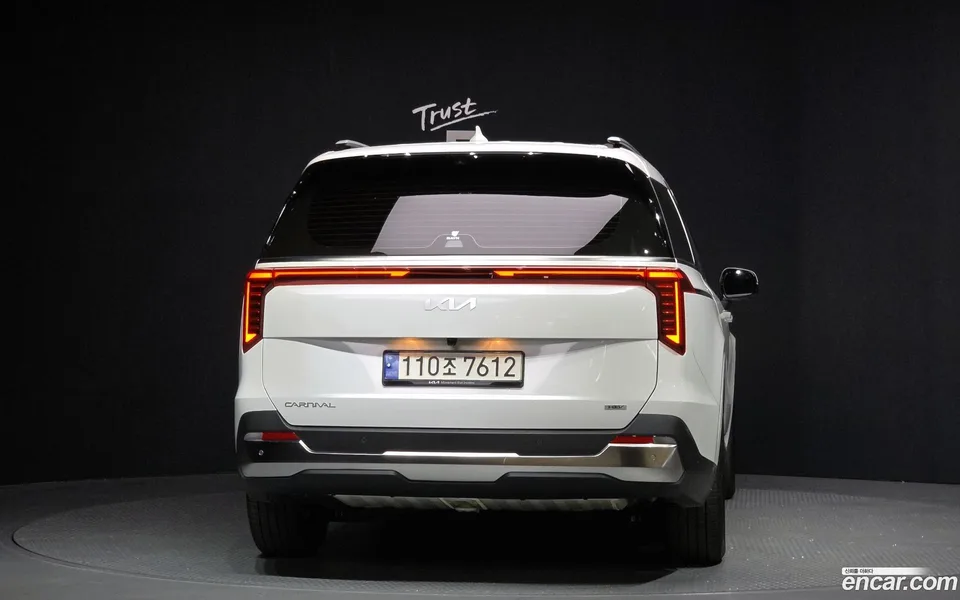 Kia Carnival HEV 7 2024 — миниатюра 4