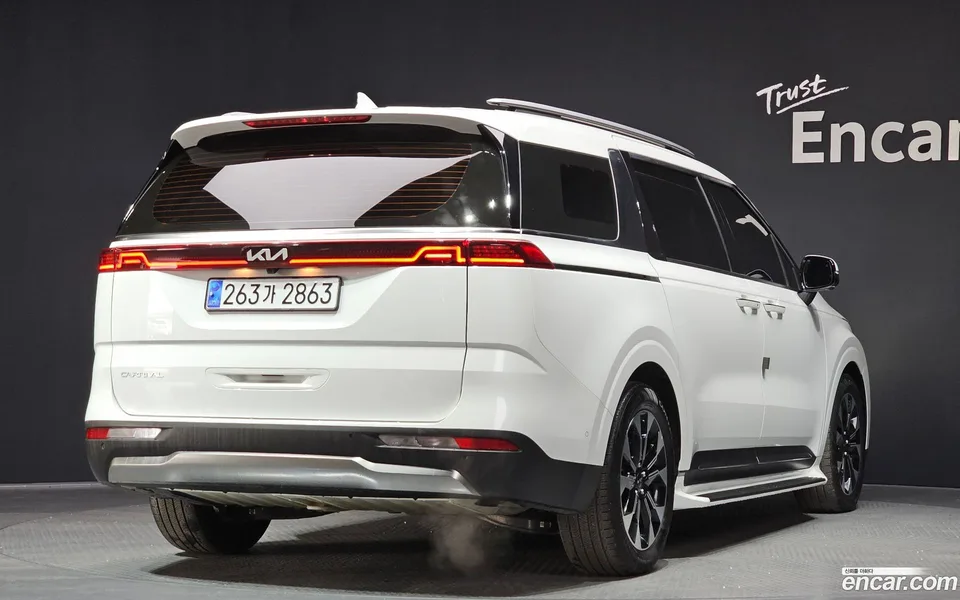 Kia Carnival 9 2022 — миниатюра 2