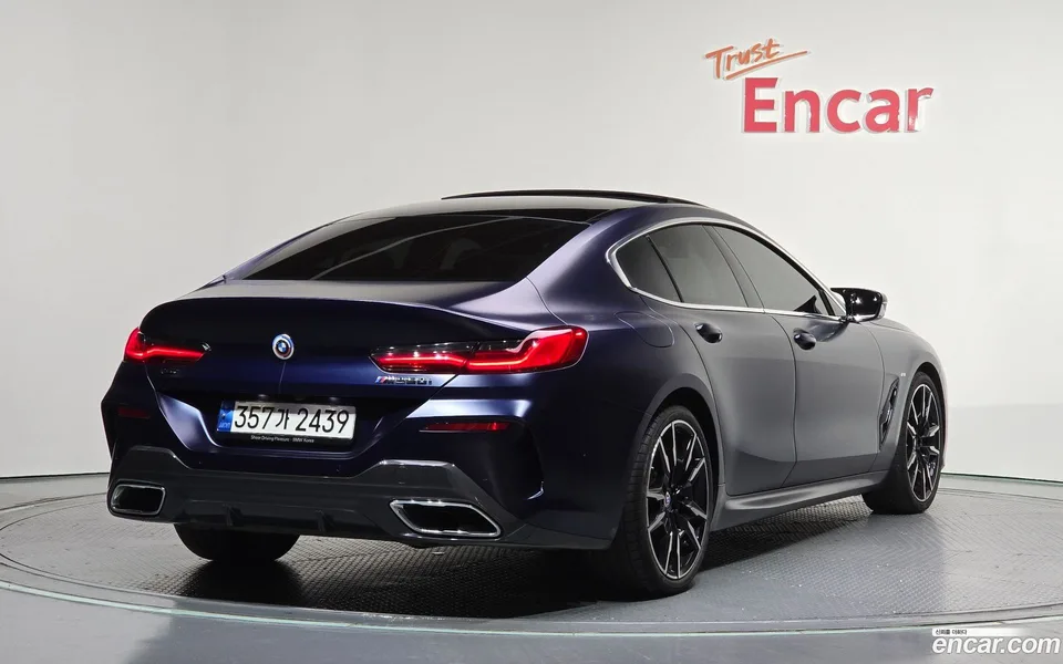 BMW 8 Series M850i xDrive 2022 — миниатюра 2