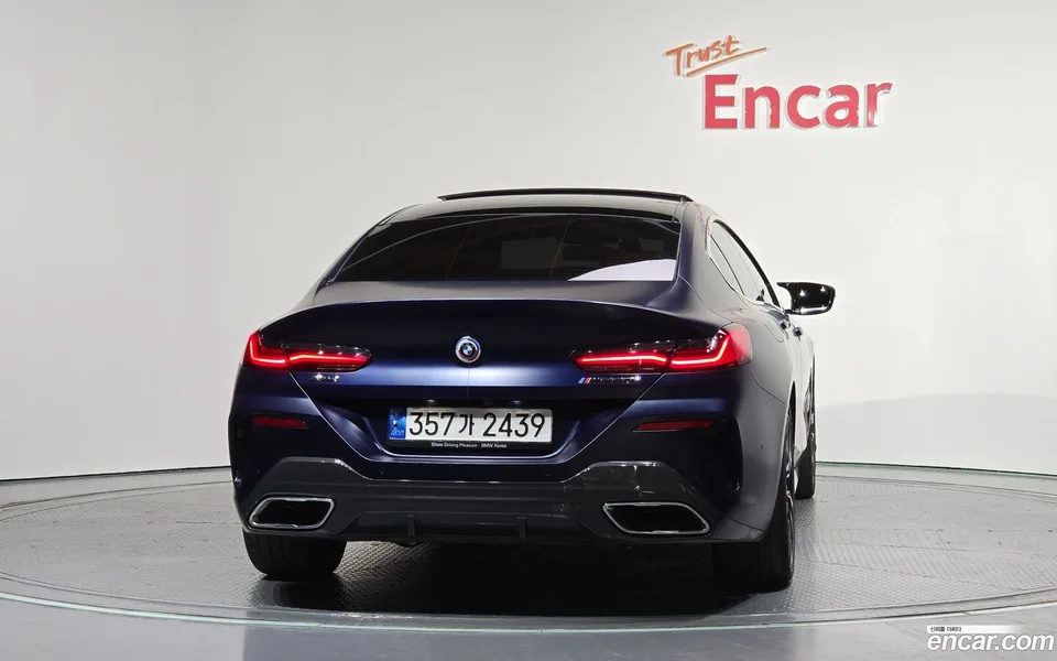 BMW 8 Series M850i xDrive 2022 — миниатюра 4