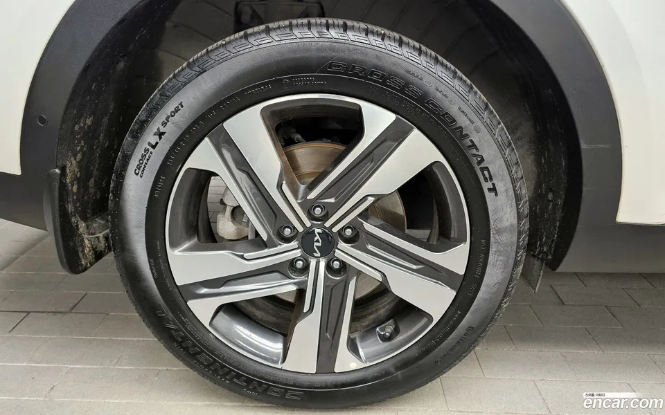Kia Sorento HEV 1.6 2WD 2023 — миниатюра 5