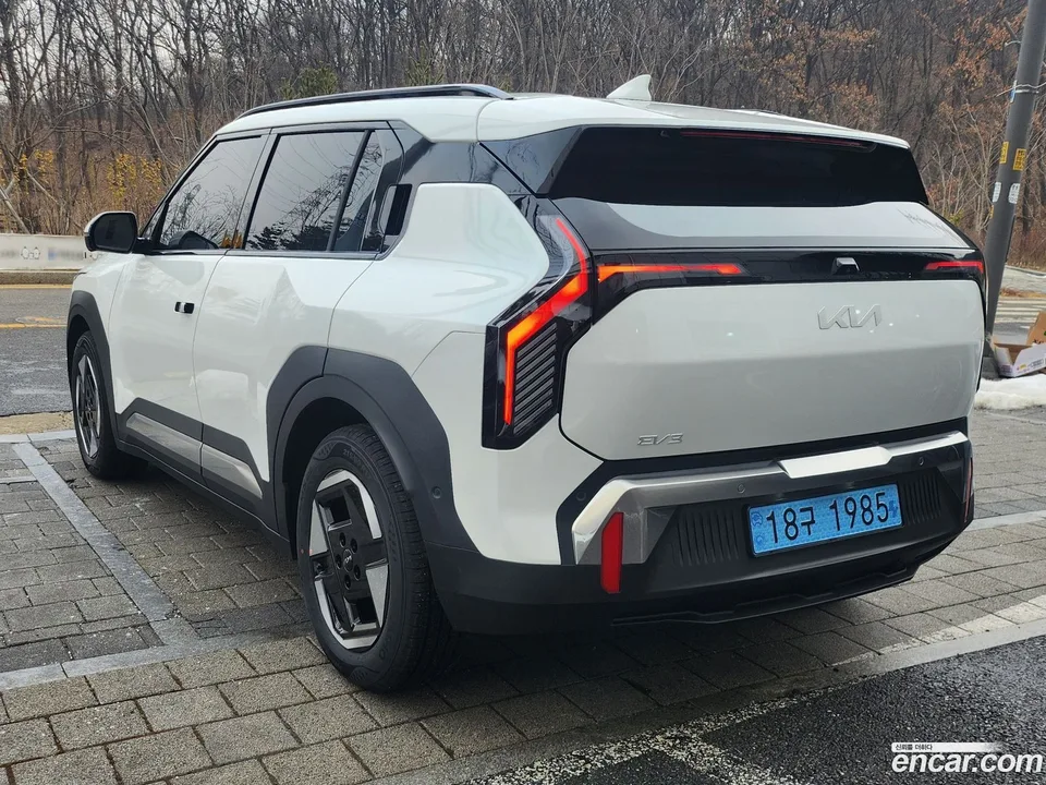 Kia EV3 2WD 2026 — миниатюра 5