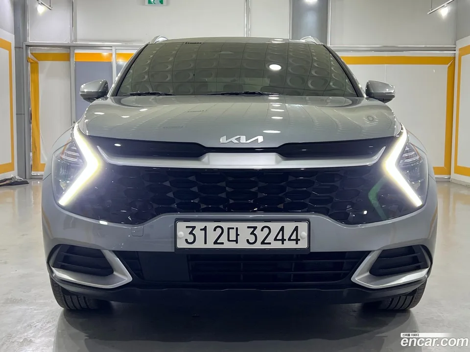 Kia Sportage Hybrid 4WD 2022 — миниатюра 3
