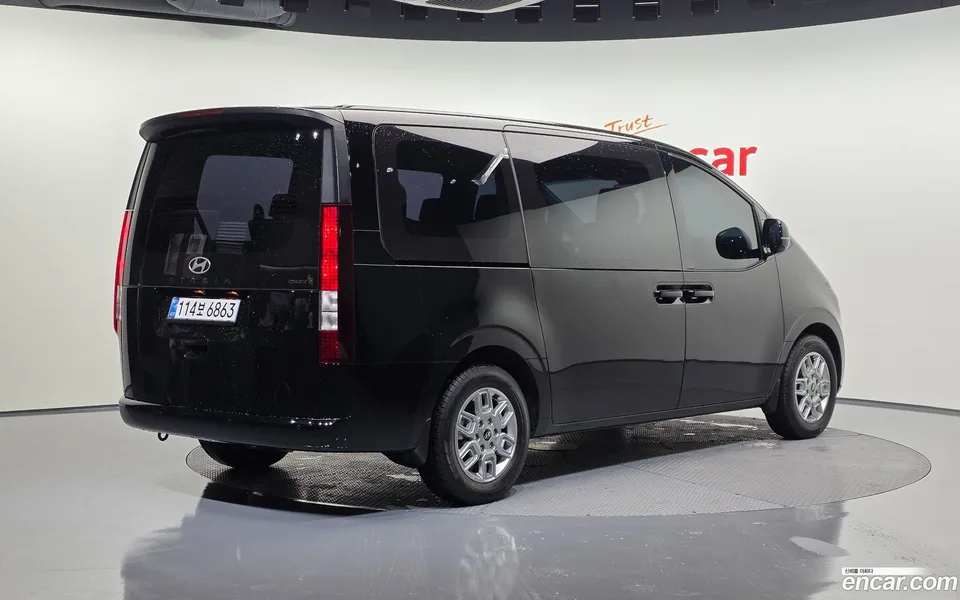 Hyundai Staria HEV 1.6 9 2025 — миниатюра 2