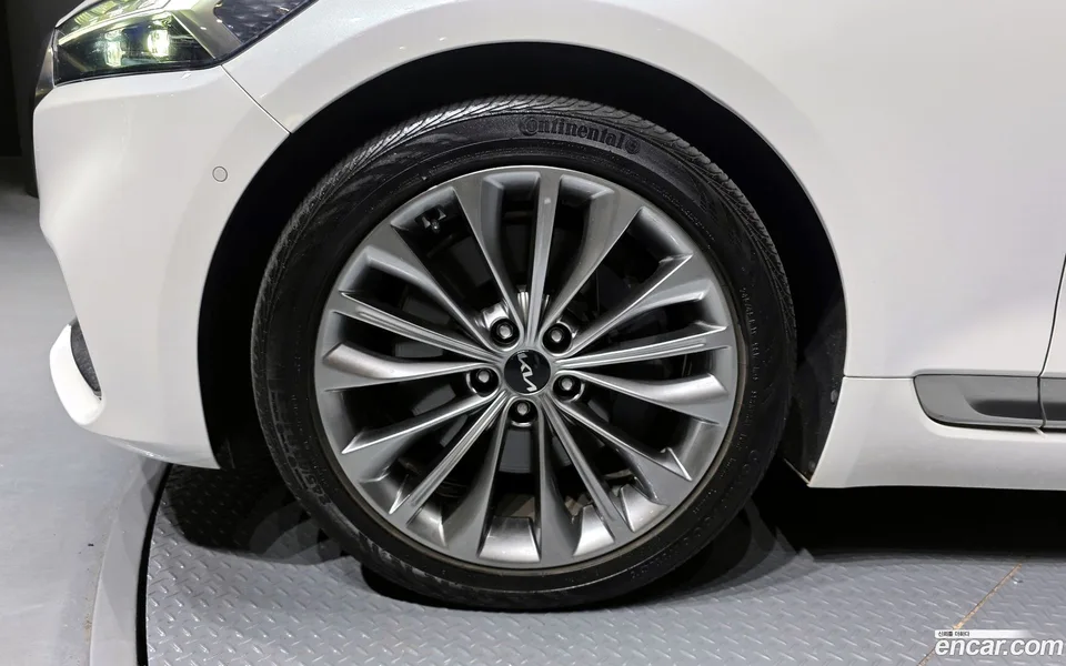 Kia K9 3.8 GDI AWD 2022 — миниатюра 5