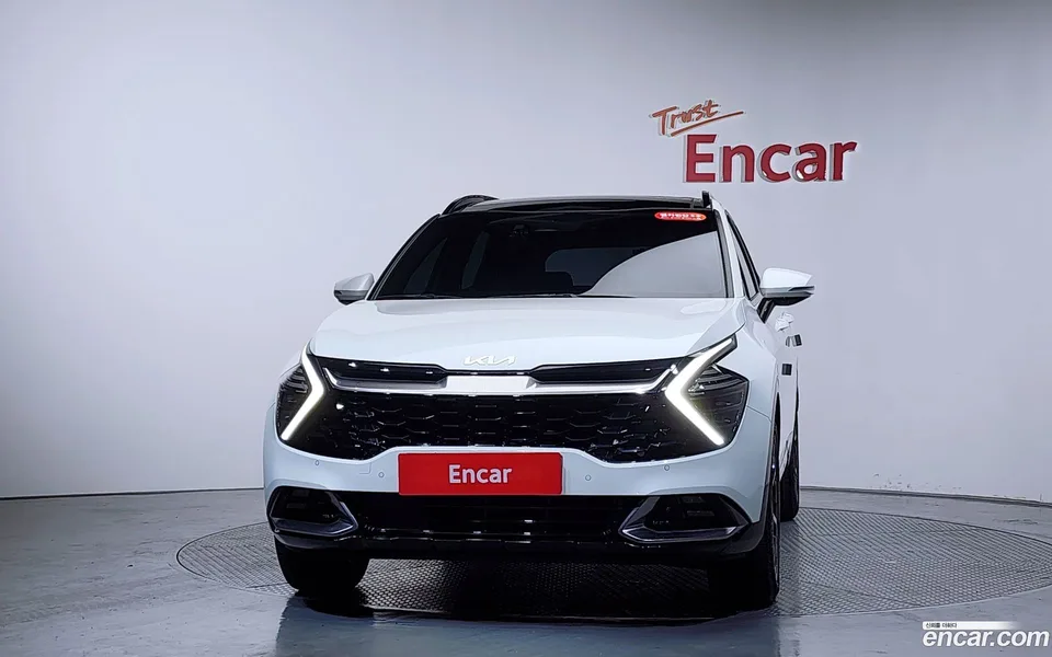Kia Sportage Hybrid 2WD 2023 — миниатюра 3