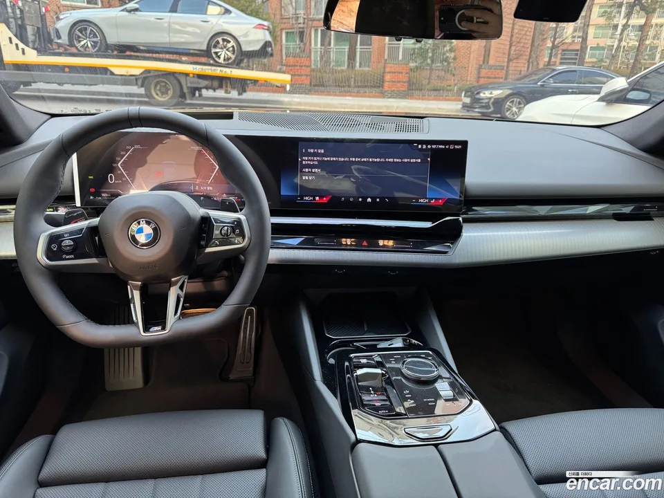 BMW 5 Series 520i M 2026 — миниатюра 3
