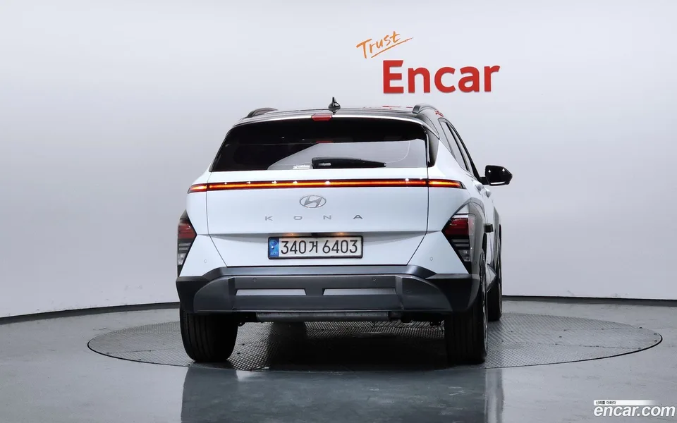 Hyundai Kona 1.6 2WD 2023 — миниатюра 4