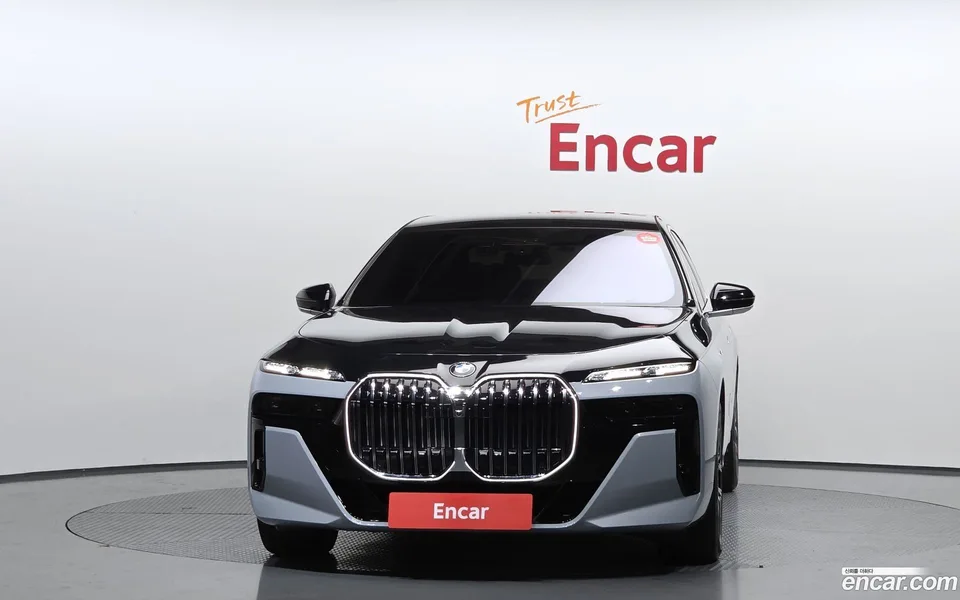 BMW 7 Series 740d xDrive M 2025 — миниатюра 3