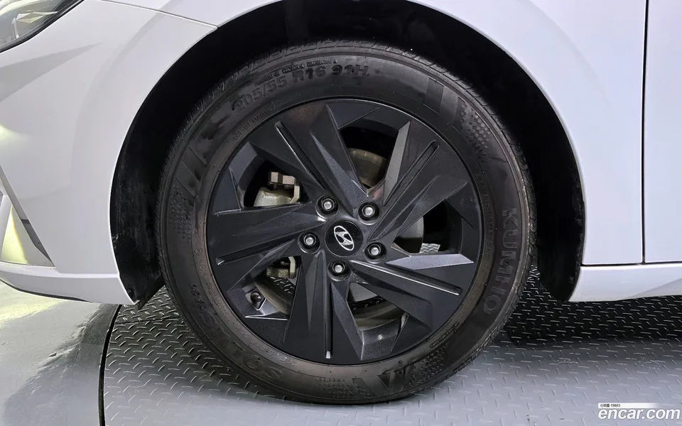 Hyundai Avante 1.6 2022 — миниатюра 5