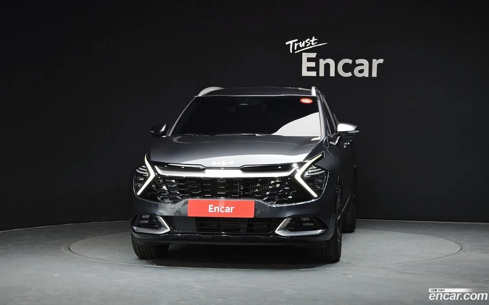 Kia Sportage Hybrid 2WD 2023 — миниатюра 3