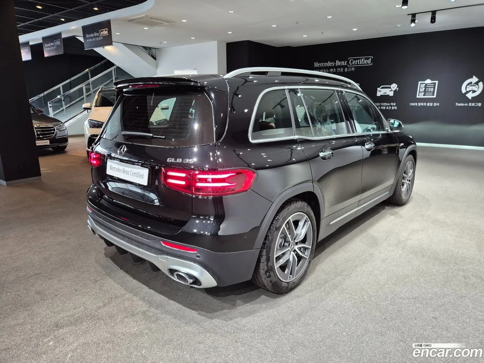 Mercedes-Benz GLB-Class AMG GLB35 4MATIC 2025 — миниатюра 2
