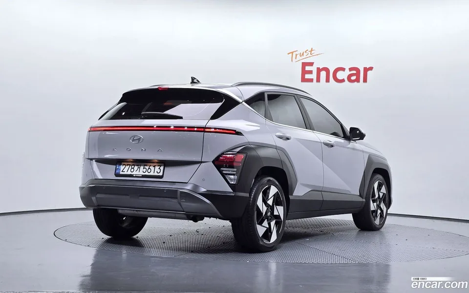Hyundai Kona 1.6 2WD 2023 — миниатюра 2