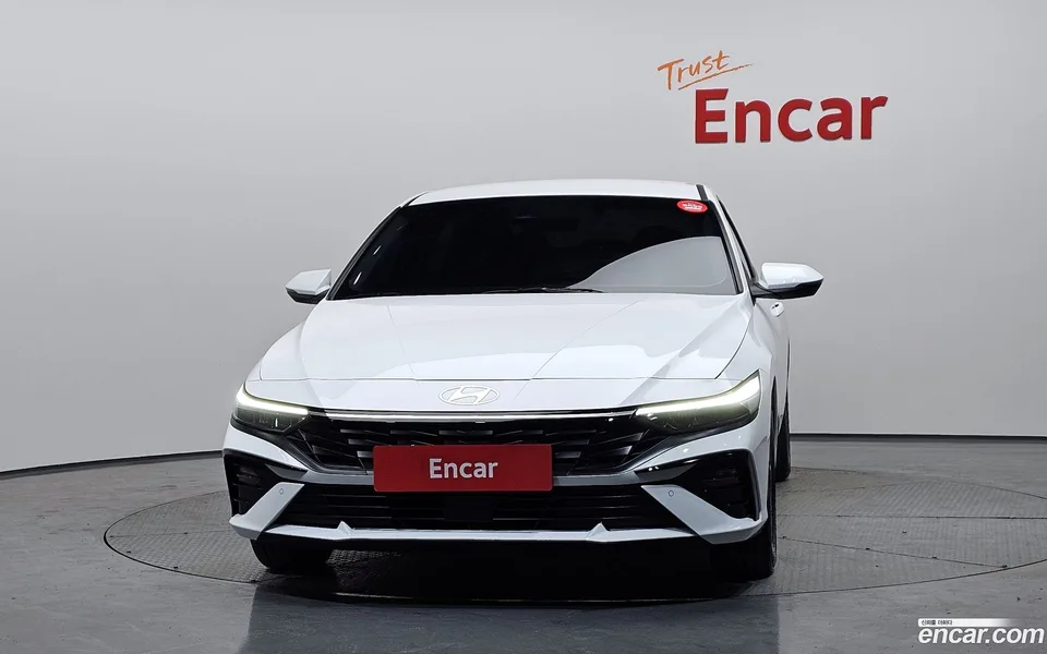 Hyundai Avante CN7 Hybrid 2025 — миниатюра 3