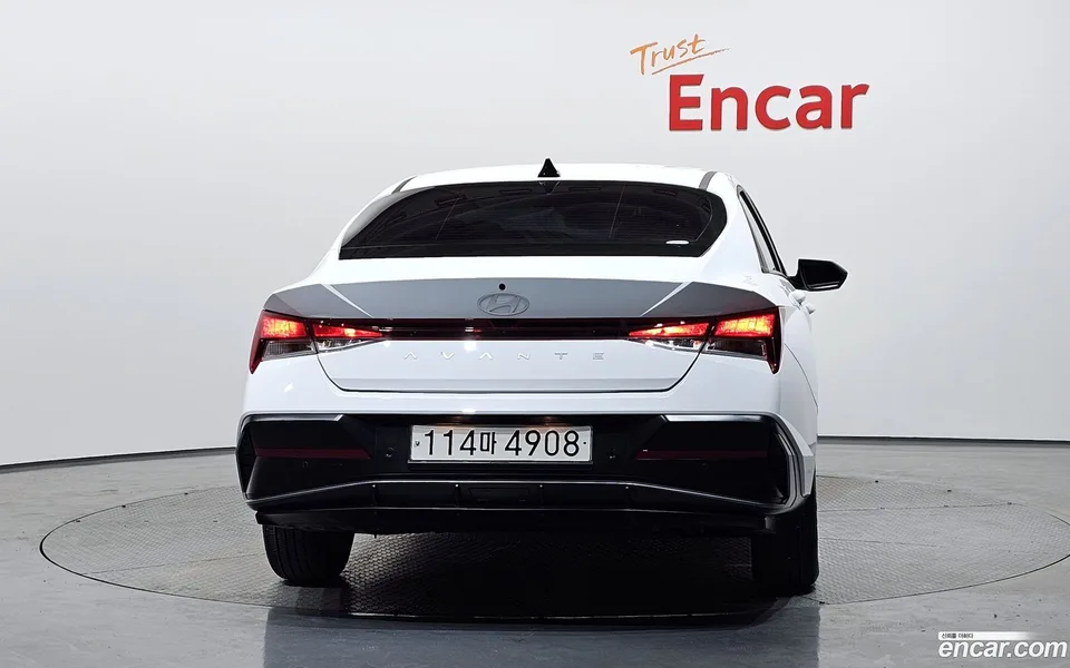 Hyundai Avante CN7 Hybrid 2025 — миниатюра 4