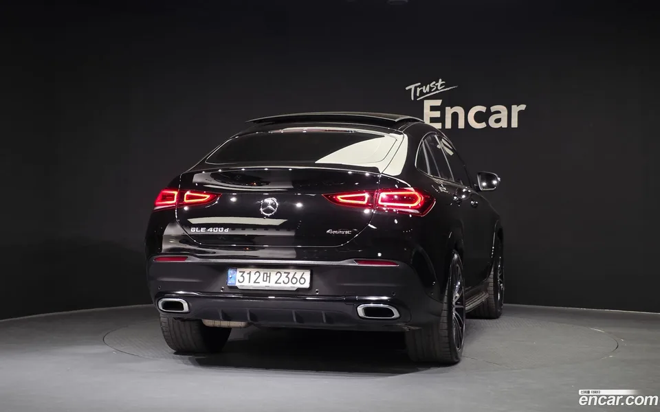 Mercedes-Benz GLE-Class GLE400d 4MATIC 2022 — миниатюра 4