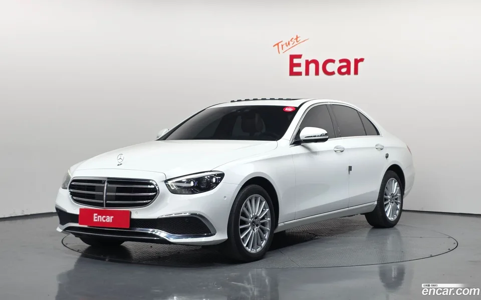 Mercedes-Benz E-Class E220d 4MATIC 2022 — фото 1, купить с доставкой в Москву