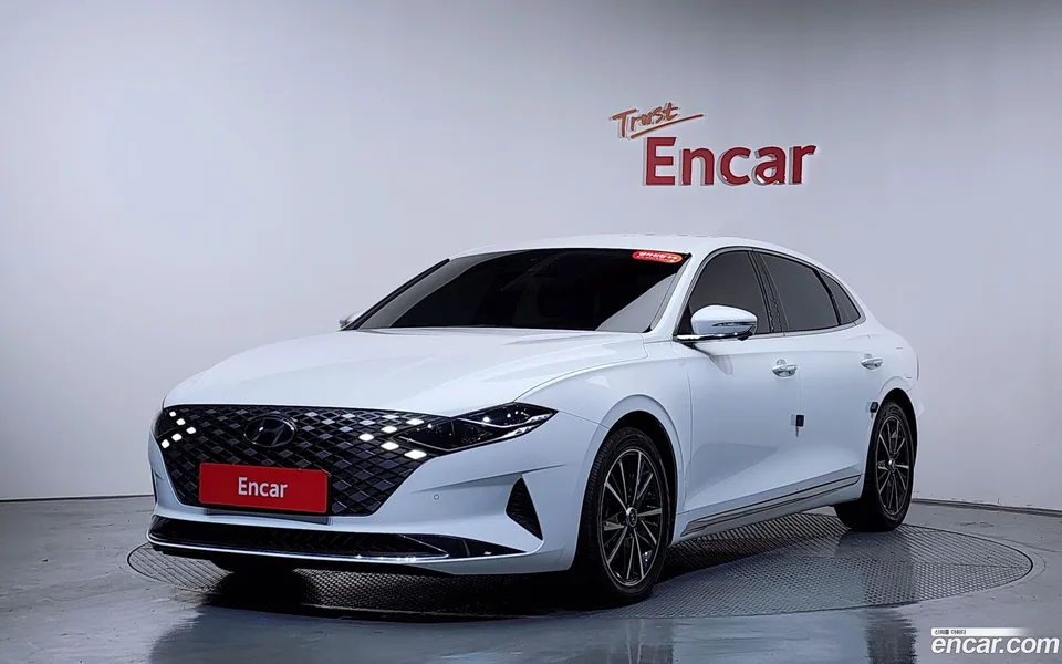 Hyundai Grandeur IG 2.5 2022 — фото 1, купить с доставкой в Москву