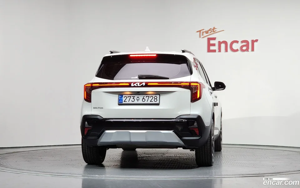 Kia Seltos 1.6 2WD 2023 — миниатюра 4
