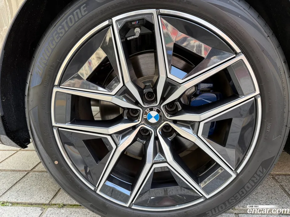 BMW 5 Series 520i M 2025 — миниатюра 5