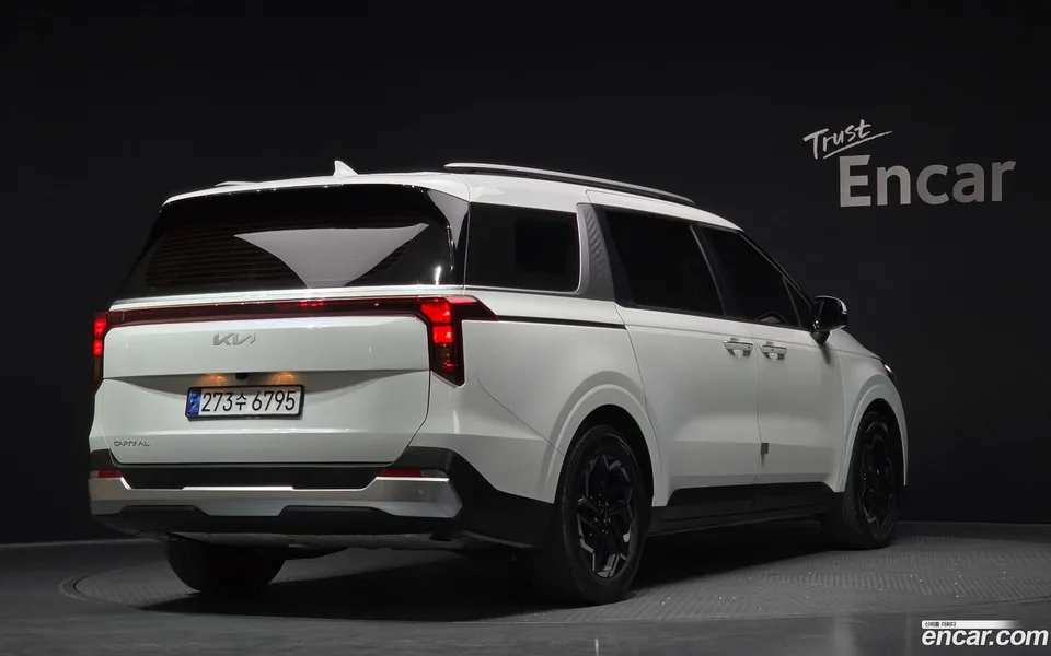 Kia Carnival 9 2024 — миниатюра 2