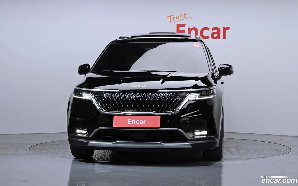 Kia Carnival 7 2023 — миниатюра 3