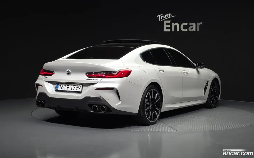 BMW 8 Series M850i xDrive 2022 — миниатюра 2