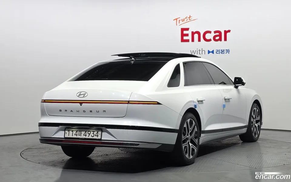 Hyundai Grandeur Hybrid 2023 — миниатюра 2
