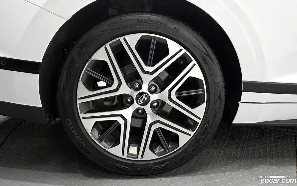 Hyundai Grandeur Hybrid 2023 — миниатюра 5